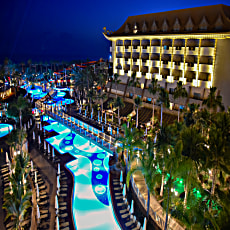 Royal Dragon Hotel